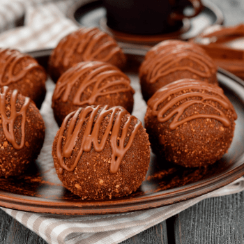 Curso Semi Prático Doces, Bombons e Trufas  13/12/25 8h30 às  12h30
